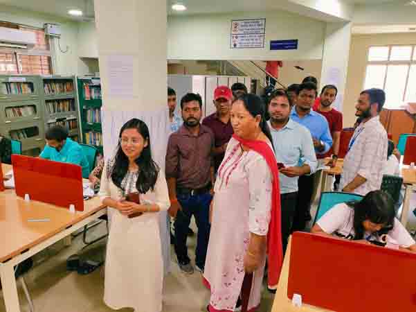 B.Ed student from Visva Bharati University visits the Institute Library, RIE Bhubaneswar